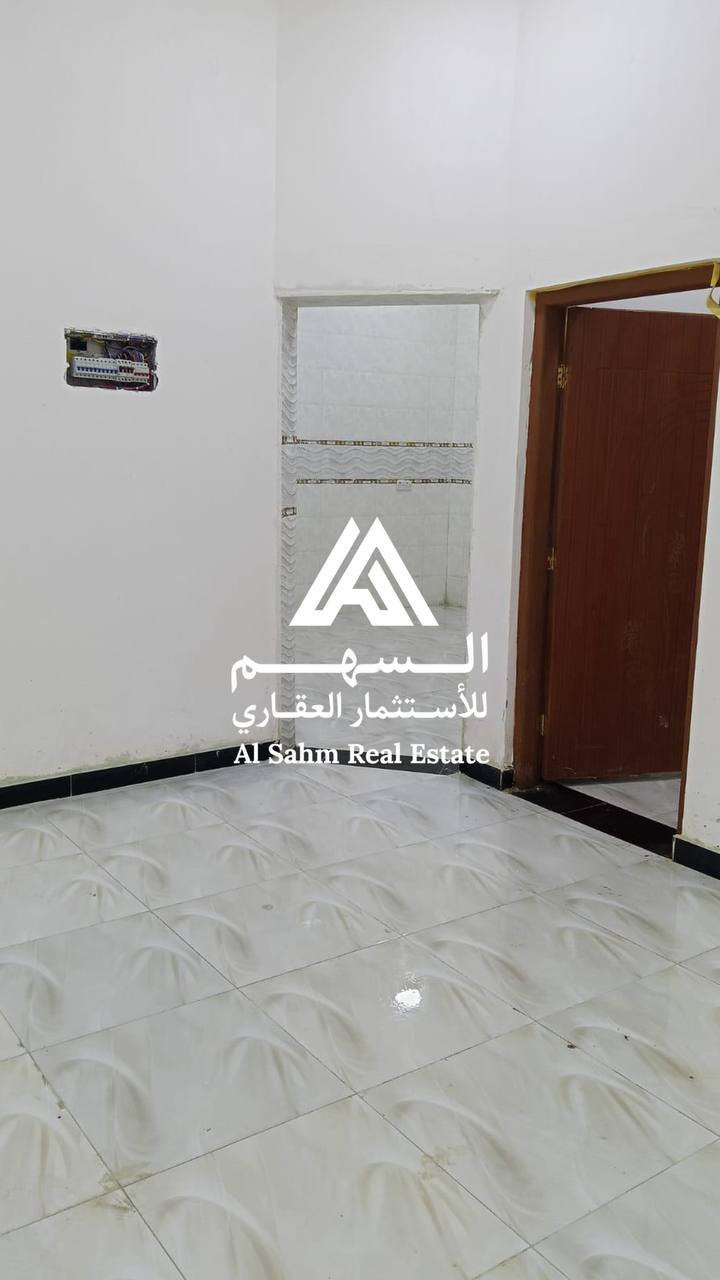 🏛️ بيت للايجار طابقين 🏛️

في ياسين خريبط  بناء حديث

يحتوي ثلاث غرف منام صاله مطبخ

صحيات استقبال موقع ممتاز
سعر الايجار 850
***********
