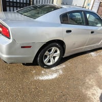 سلام وعليكم اخي سياره ادوات  كصه جنطة متومه طبق لاصل موديل 14 مكينه 8 ...