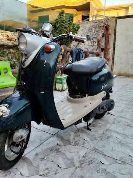 السلام عليكم دراجه مصريه للبيع نضيفه او جاهزه مفتوحه مره وحده تشتغل سلف او هندر السعر 150 او بيه مجال المكان الناصريه سوق الشيوخ ***********
