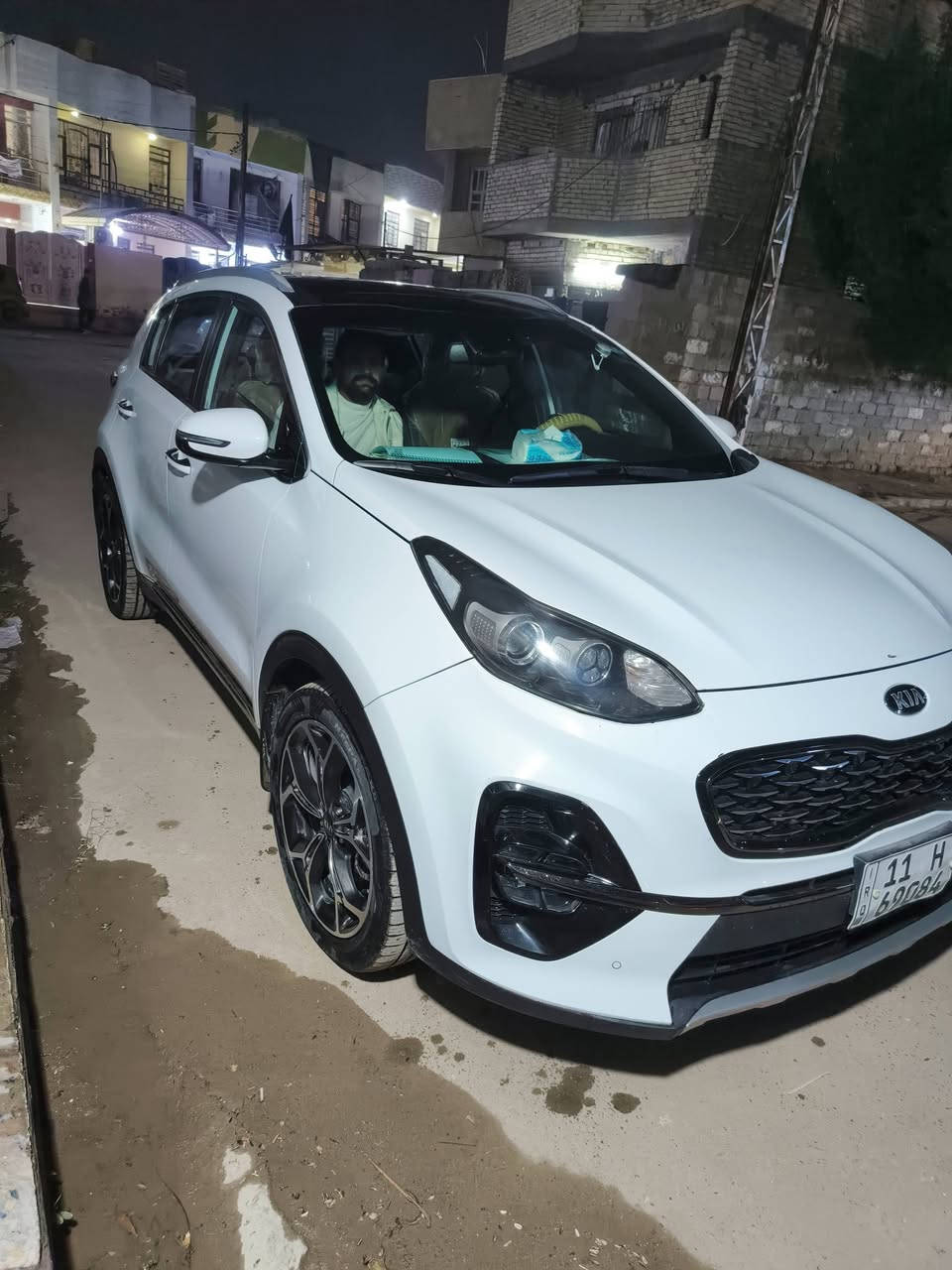 السلام عليكم سبورتج جيتي لاين موديل 2021 فول مواصفات مكينه كير صدر تبريد وظع شركه ماشيه ٤٨الف 
سونار مرفق مكفوله بيه بارد زغير بجنطه مموظح بسونار رقم بغداد جديد بسمي  
عارضه 225 وبيه مجال للطيبين *********** مكاني الدوره ابودشير
