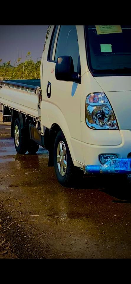 السلام عليكم للبيع
كيا بنكو 2700 
مديل((2010))" سياره كفاله عامه شرط سونار 
سياره مكفوله من طخه من صبغ من خياس دووسات
سياره ع وضع الشركهً برغي ممفتوح بيه مكينه بلاد ممفتوحه بيه بخار بدون اي صرف او تبخير سبيرات شركه بعده ممفتوح تخم تاير جديد سياره ماشيه ((Km158)) الف 
سياره كلش جديده ارضيه وكشنات بلاد بدوون دوشمه 

للاستفسار اكثر هاذ رقمي ***********
