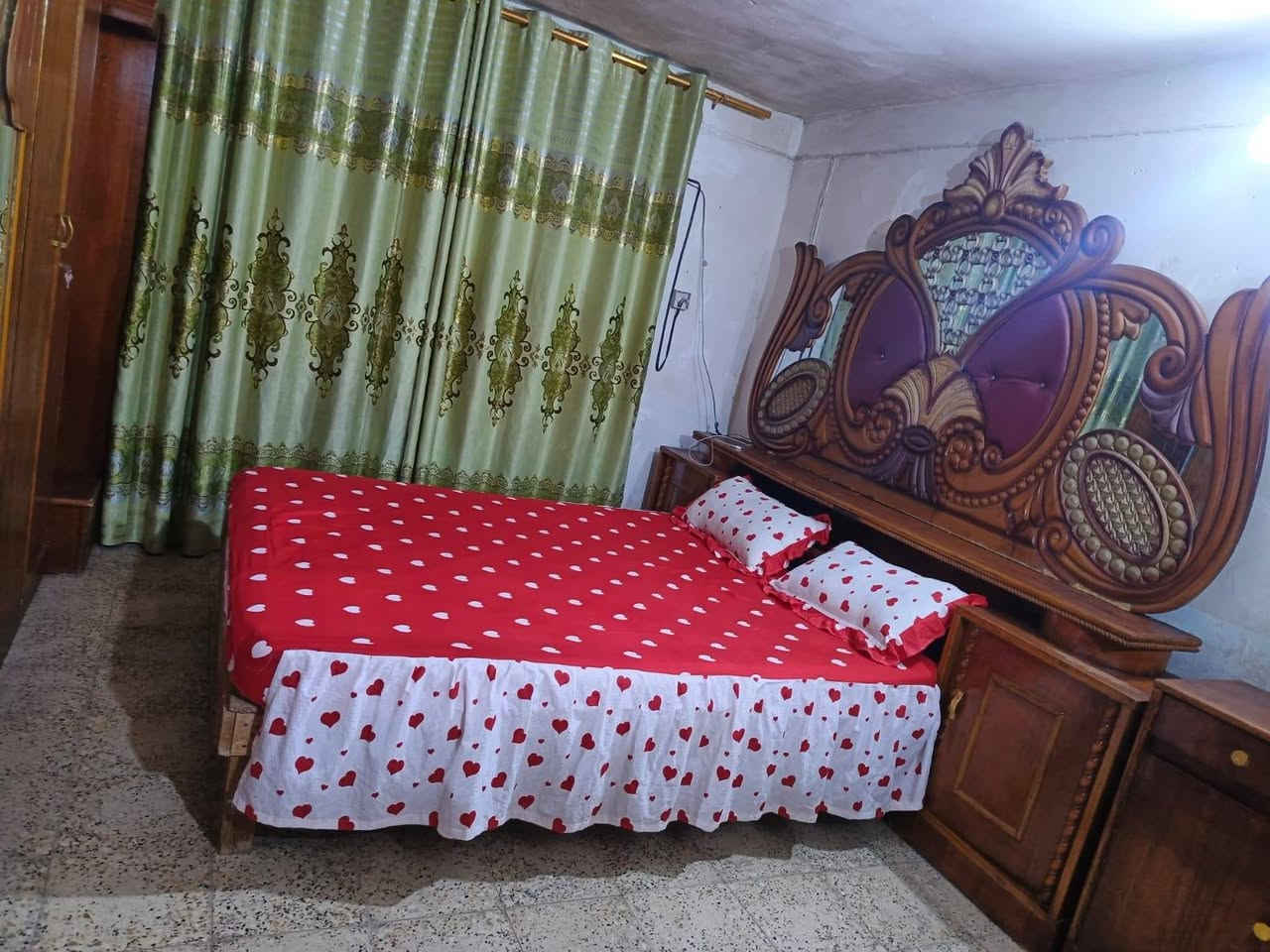غرفه الجاره للبيع السعر 350 وبيها مجال المكان سامراء حي العرموشيه


**إذا كنت صاحب هذا الإعلان وتريد حذفه لأي سبب، رجاءا أرسل رسالة إلى الدعم الفني**