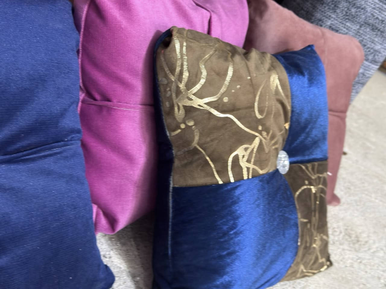 اللهم صل على محمد وآل محمد 

#موسم_الصيفي 

تم وصول كوشه ديباج جاهزه 

السعر ب4000 دينار 
 
#اسعار_مناسبة_جدا

#كل_هلا_بيكم🌷🌷
 
العنوان 📍

حي الصدرين الثانية خلف مدرسه حسان بن ثابت 

#توجد_خدمة_توصيل_داخل_قضاء_النصر
#للاستفسار_مراسله_الصفحة

#متابعة_حسابنا_الانستغرام

https://instagram.com/alii_hh90?igshid=NGVhN2U2NjQ0Yg==

#متابعة_البيج_الفيسبوك 
 https://www.facebook.com/profile.php?id=100063565641788&mibextid=ZbWKwL

#تابعونا_على_قناة_تيليكرام 

https://t.me/ali90hassan

#الموقع : 👇👇
https://maps.app.goo.gl/
zwWjN2RgJpc2G6k


**إذا كنت صاحب هذا الإعلان وتريد حذفه لأي سبب، رجاءا أرسل رسالة إلى الدعم الفني**