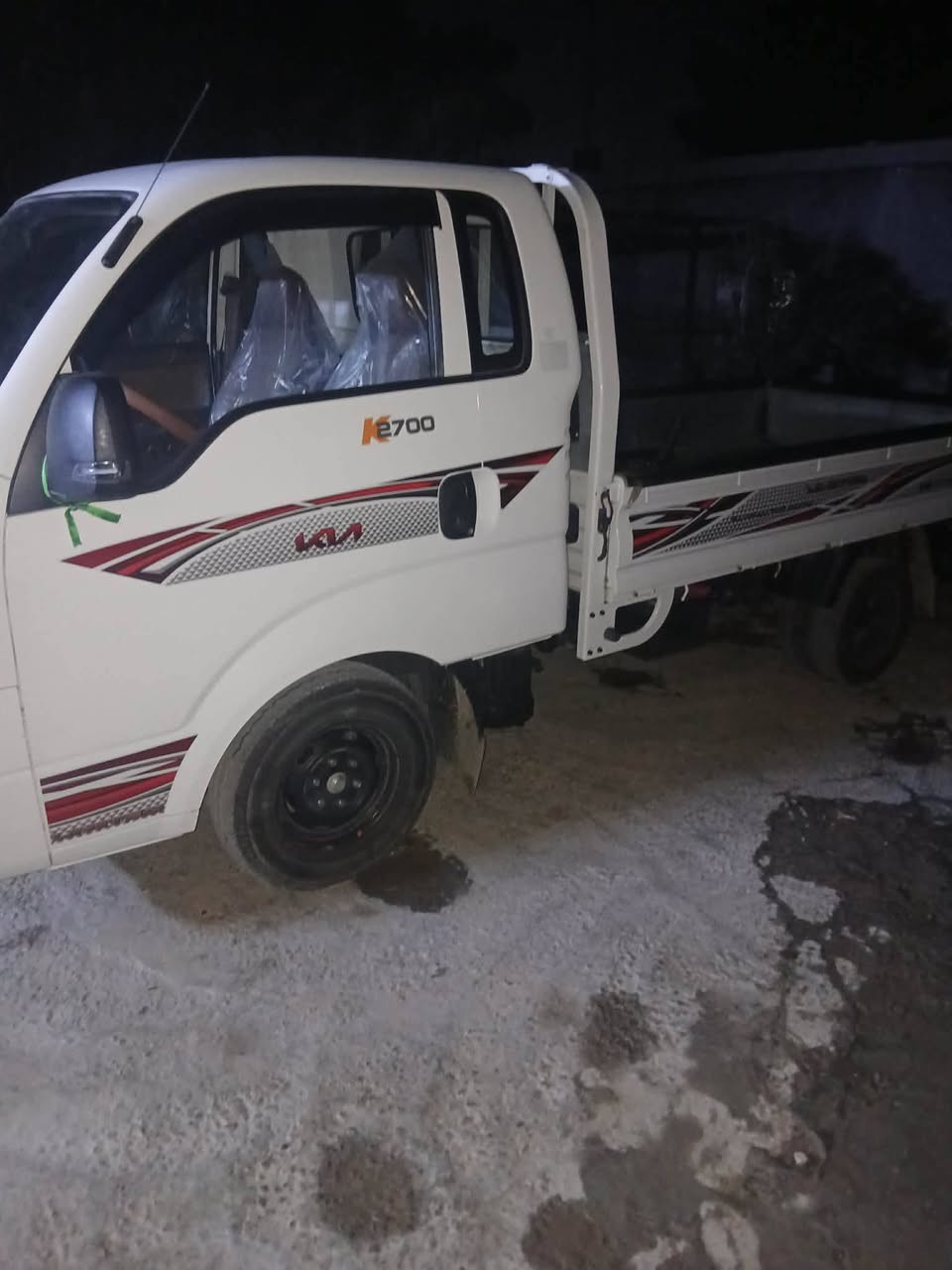 السلام عليكم كيا حمل موديل 2024
السياره مكفوله رقم بغداد 
السعر 153 وبيه مجال قليل 
مكان السياره بغداد جسر ديالى الجديد 
رقم صاحب السياره ***********
بغداد
