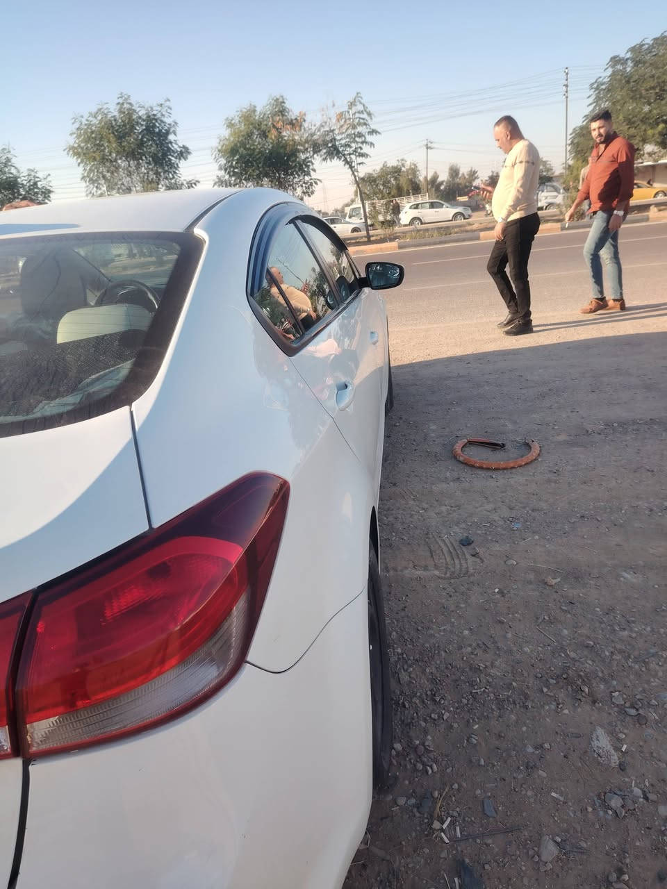 فورتي لون ابيض  / 18رقم بغداد نكليزي تعمير ربع بنيد جاملغ مامي تعمير محركه 2000 دوش كير ايتي. منظومه غاز وبانزين نظامين  وليس تبديل مراوس بحدث لعنده ينزال في تعليقات فقط مراوس بحدث بغداد اريد رقمه بغداد فقط مراوس البيع ***********
