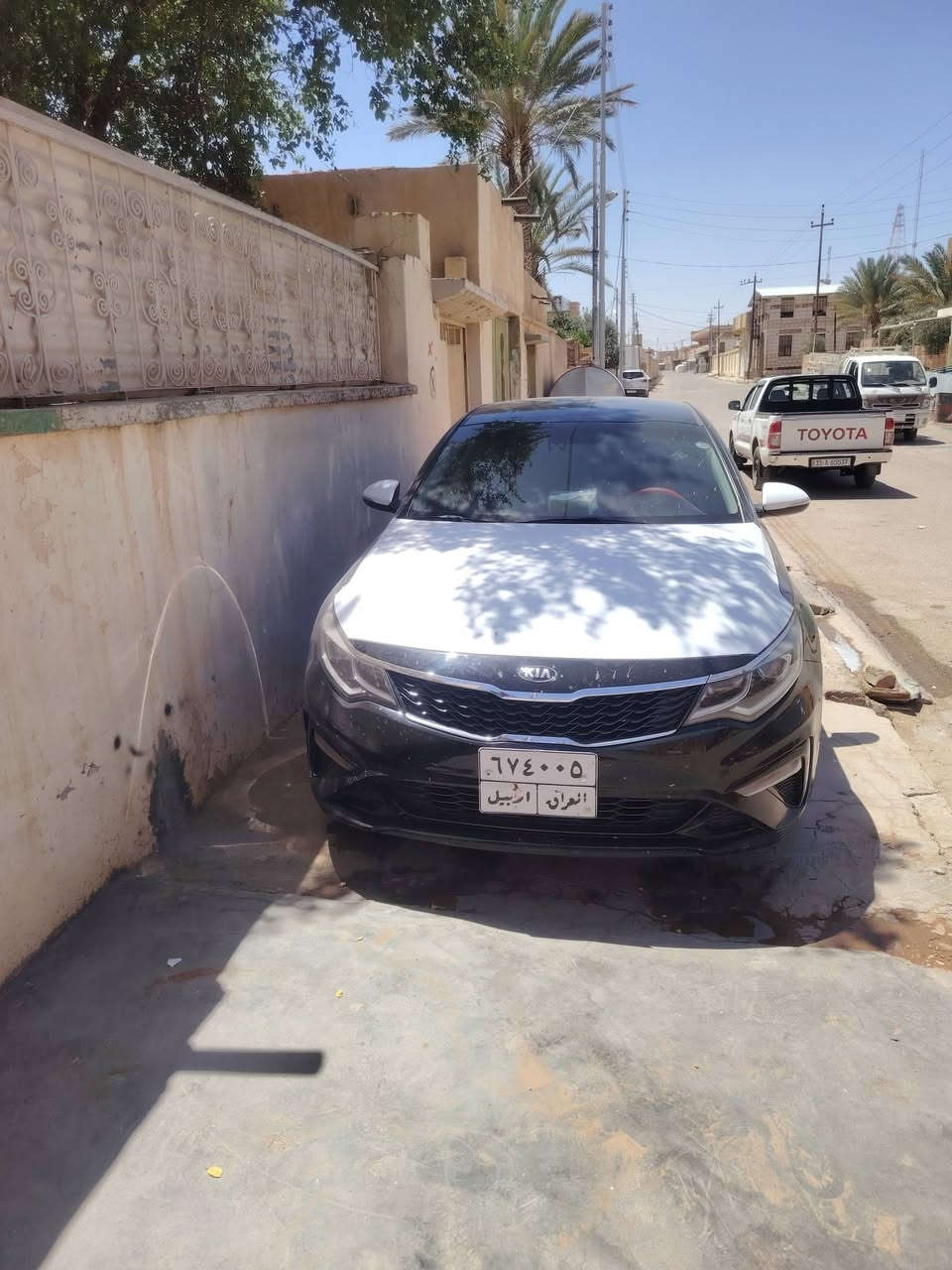 سياره معروضه للبيع
***********
