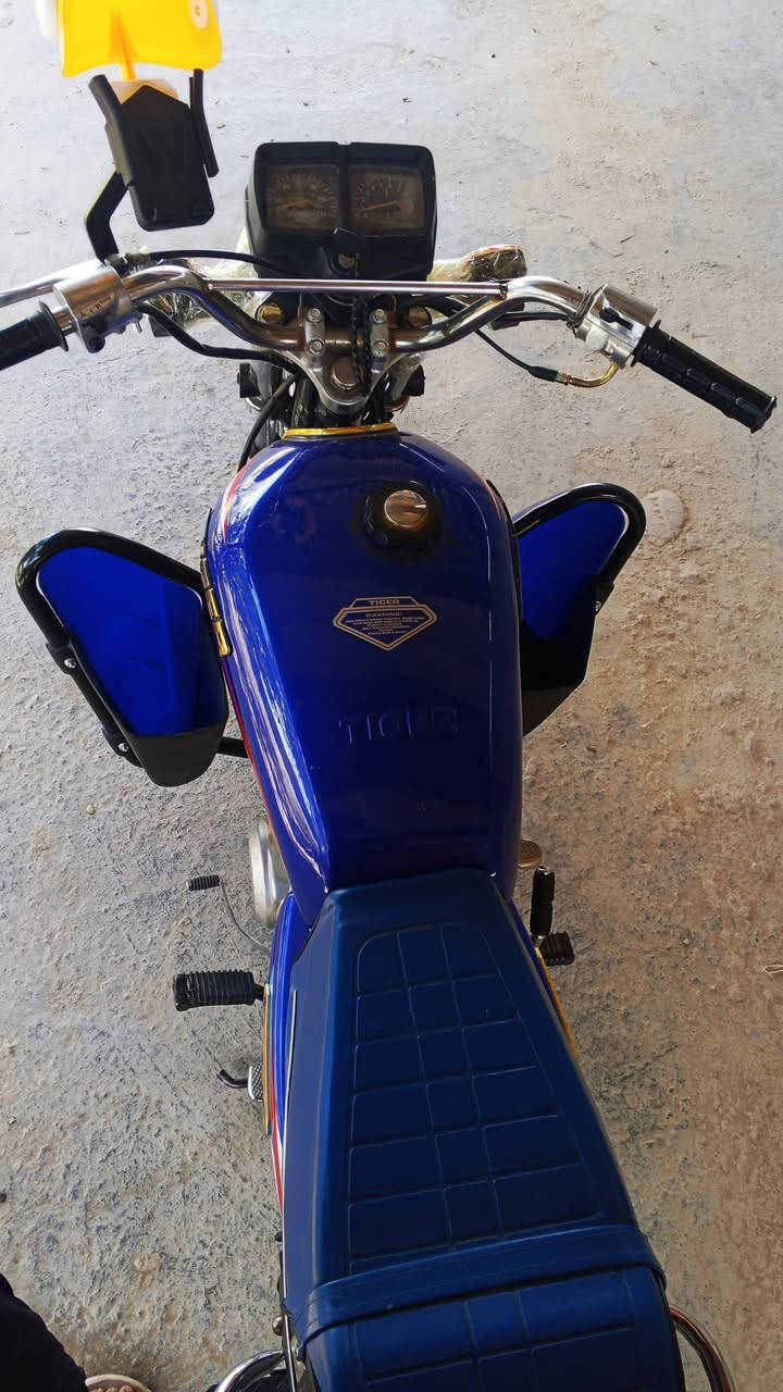 السلام عليكم تايكر  كفاله عامه 7 أوراق سعر 550 متواجد فيس وتساب مو شراي لا تعبني للستفسار ‏‏‪***********‬‏
