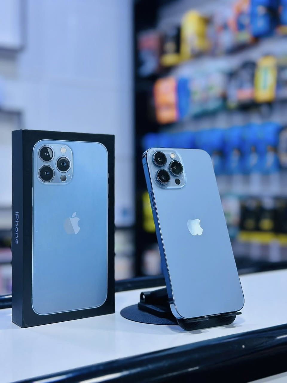 السلام عليكم متوفر:
♠️آيفون 13 Pro Max شرق اوسط (عربي) ذاكرة 256 بطارية 88 الجهاز مكفول وضمان✔️.

☑️***********☑️

☑️مركز سفن فون للهواتف النقالة☑️
