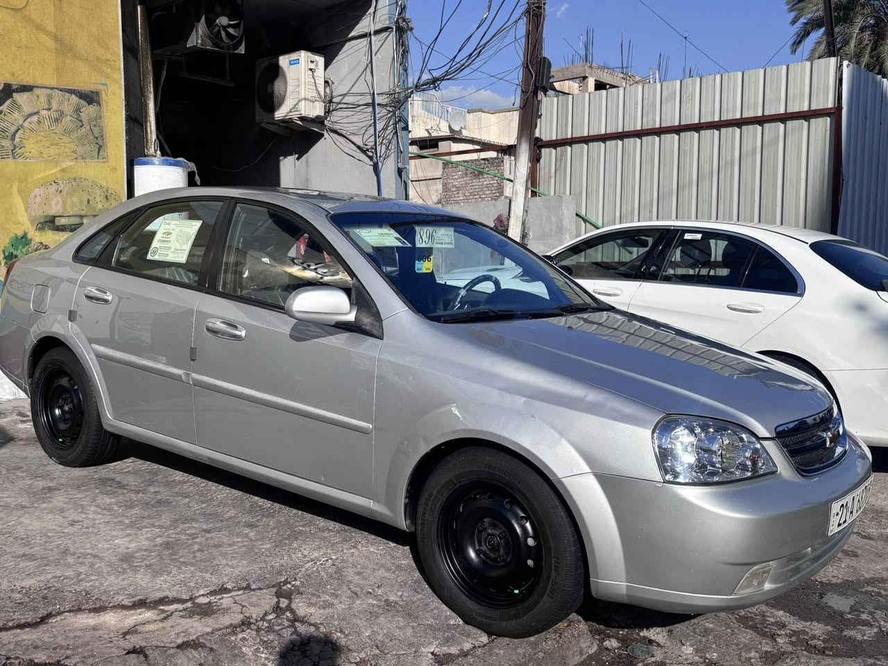 السلام عليكم عندي اوبترا 2010 لون رصاصي فضي رقم سليمانية الجديد كير محرك مكفولات صدر امامي خلفي جديد كهربائيات ممتازة السيارة نضيفة ترايك وين متريد بيهة قطعتين صبغ فقط كير عادي موجودة بغداد الجديدة عارضهة ب 74 وبيهة مجال ***********
