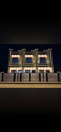 ٥ بيوت • ٥٠م • ماء وكهرباء