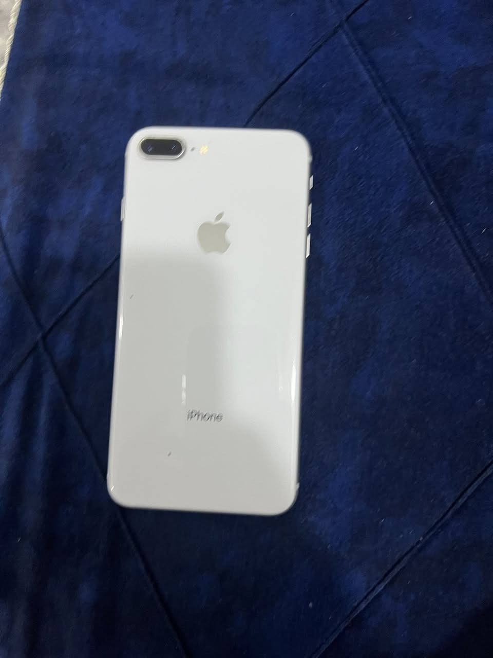 اسلام عليكم ايفون 8 بلص بي فطر بل جامه مال شاشا خفيف السعر 80 وبي مجال الشراي يتصل لحد يراسل ***********
