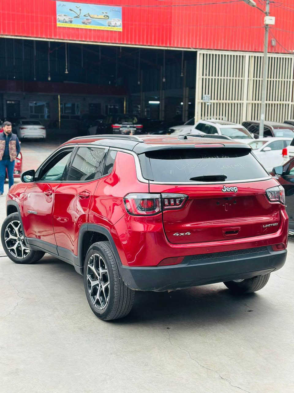 جيب كومباس موديل 2024 
مواصفات فول الفول بس بدون فتحه 
لمتت سقف اسود بلادي 
فورويل 
بصمه 
تشغيل عن بعد 
مسار الطريق 
تحديد سرعه 
مانع تزلق 
سكان تحكم 
رادارامامي 
رادار خلفي 
مرايا رادار 
ويلكب 
الصبخ ابيع حيزام 
اربيل اربيل تترقم اربيل دهوك سليمانيه 
عنوان اربيل سعر113ورقه و مجال 
واتصاب *********** اكر, نينوى
