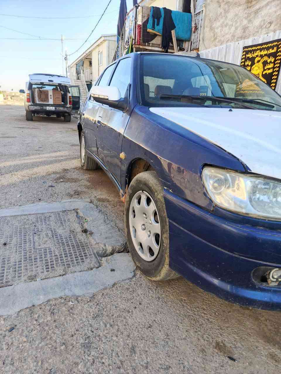 سلام عليكم مرخصة الادمن بيجو فرنسي موديل 2002 مكفوله كفاله عامه من كلشي عله وضع شريكه  مكينه وكير خير من الله كهربائيتها فول مواصفات شاشات بل تكيات مال ملكه مسجل سماعات سستم جاهزه دواخل فول تخم تاير الك وكاله فقط وترايك وين مايعجبك بيع مستعجل اخوان متوازي والله سعر17وبيها مجال لشراي مكاني واسط الكوت اتصال وتساب***********
***********
