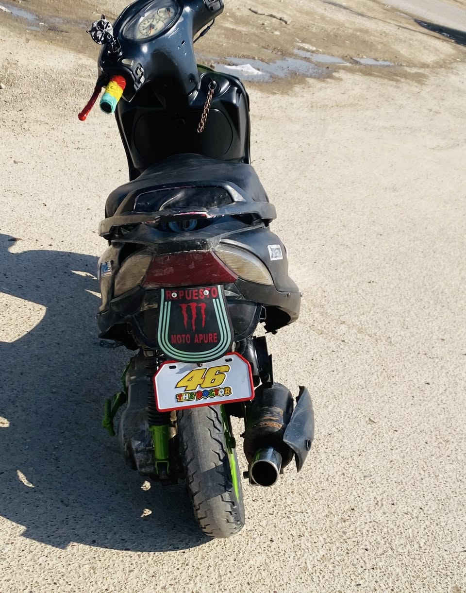 دراجه ماكس 
حجم 140  
محرك وكلچات وكهربائيات كله شغال وجديد 
صوت رياضي نشاط فول 
مكاني صلاح الدين مكيشيفى 
سعر الدراجه 250 وبيها مجال 
*********** للاستفسار
