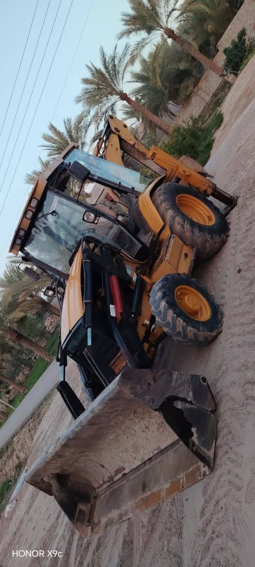 السلام عليكم للبيع كتر موديل ٩٨ رقم مثنى ألماني تحويل السعر ١١٥ حفاره جاهزه بوجهك للشغل ما بيه نضوح ناشفه مكانه بغداد
***********
