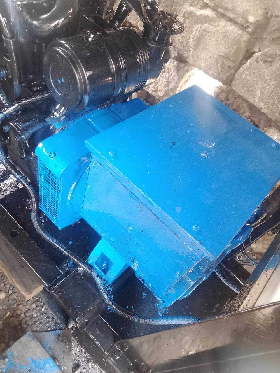 مولده بيركنز انكليزي اصلي
المحرك 3بستم سوبر
راس التوليد 60كيفي ابلادي لوري سمر
المحرك مفتوح بس رنكات +تبديل بم +تخم نوزل 
للتواصل على ***********

مكاني المحموديه بغداد
