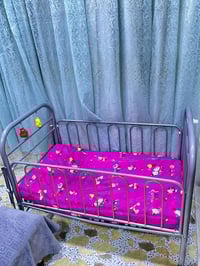 سرير طفل • لحد ٤ سنوات • بغداد الحريه