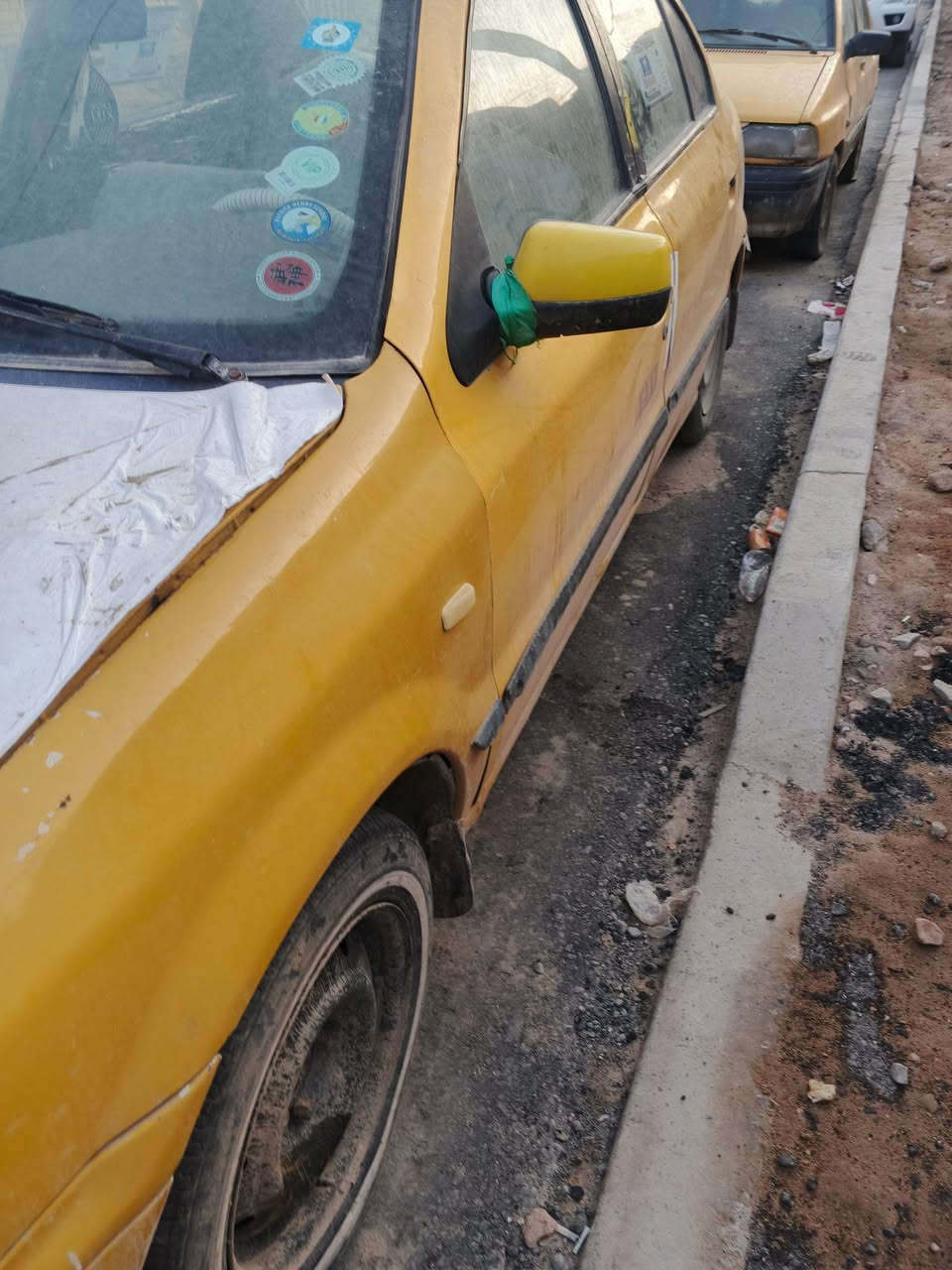 سمند تكسي موديل 11 رقم مثنئ الماني سنويه لل27 سياره يحتاجله ترتيب مكانه ديوانيه السعر 21 ورقه  *********** ديوانية, القادسية
