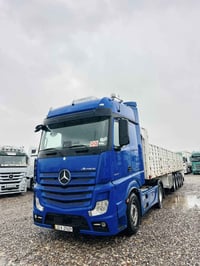 للبيع مارسيدس اكتروز تريله بودي  موديل 2016 حجم 1845 مواصفات كأمره حسا...