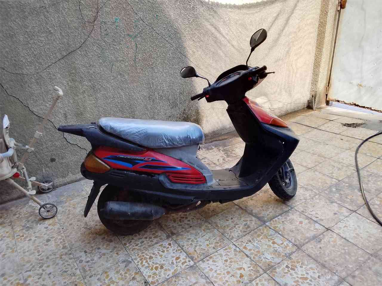 سلام عليكم يوماها فراشه 140  كلشي شغال بيها نضيفه للبيع ب٣٥٠ عنواني شعب شارع صحه ***********
