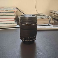 للبيع عدسة كانون  Canon EF-S 18-135mm f/3.5-5.6 IS  للتواصل: 077528640...