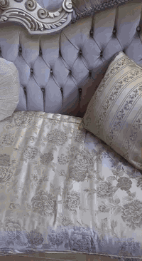 السلام عليكم تخم وميز طعام نظيف جدا للبيع الاتصال على هذا الرقم ***********
