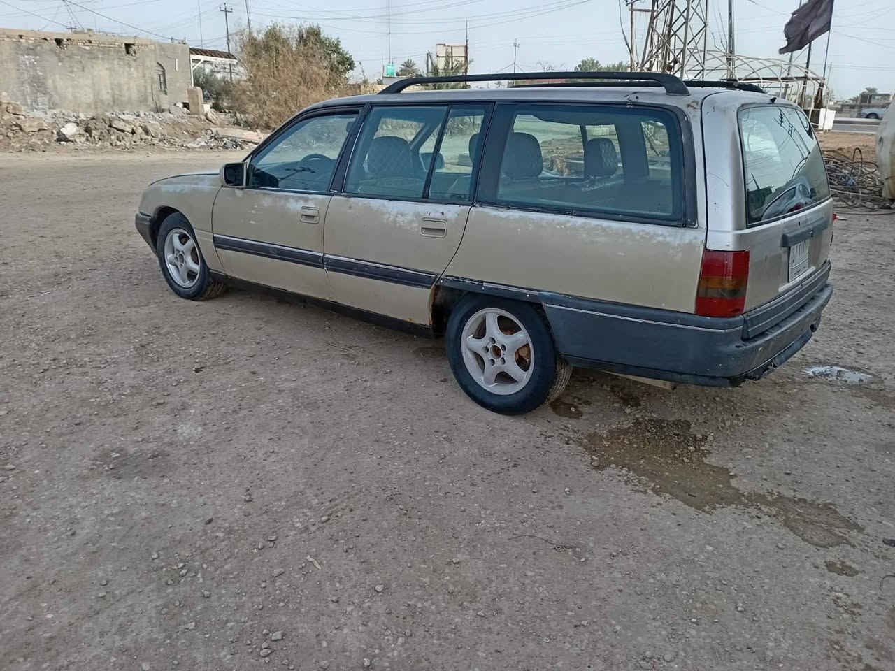 اوبل اوميكه 1992 مكينه كير جدد حداديه وصط تخم جديد كير جديد كهرباايات شغاله السياره مثل ماموضح بصور نقص بس الجامه الماميه السعر 12 اوبيه مجال ابيع مسول عنسرقه اوطلب عشااري راعيه ماندله  مكاني دوانيه شاميه ***********
