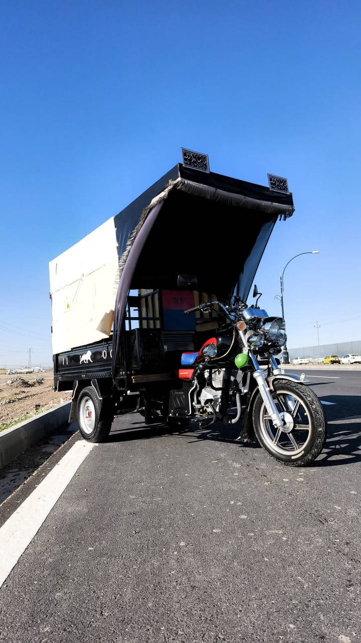 ستوته جمره ام الطير موديل 2024 شهر سابع طلعتها مكاتبتها من الوكيل ب اسمي اوراق شمالي منفيس
بدي طويل تاير عريض مكينه 200 
ستوته ماتعبانه ع ايد وحده جديده بشكل 
سعرها من الاخير قفل ((( مليونين )))
وهاي رقمي. للشراي.    ***********
 مكان كلار
