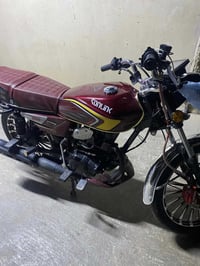 للبيع دراجه سونلك 2025 محرك200 ضاغطه وزنجيل ماشي 4000 مصارله هواي من ا...