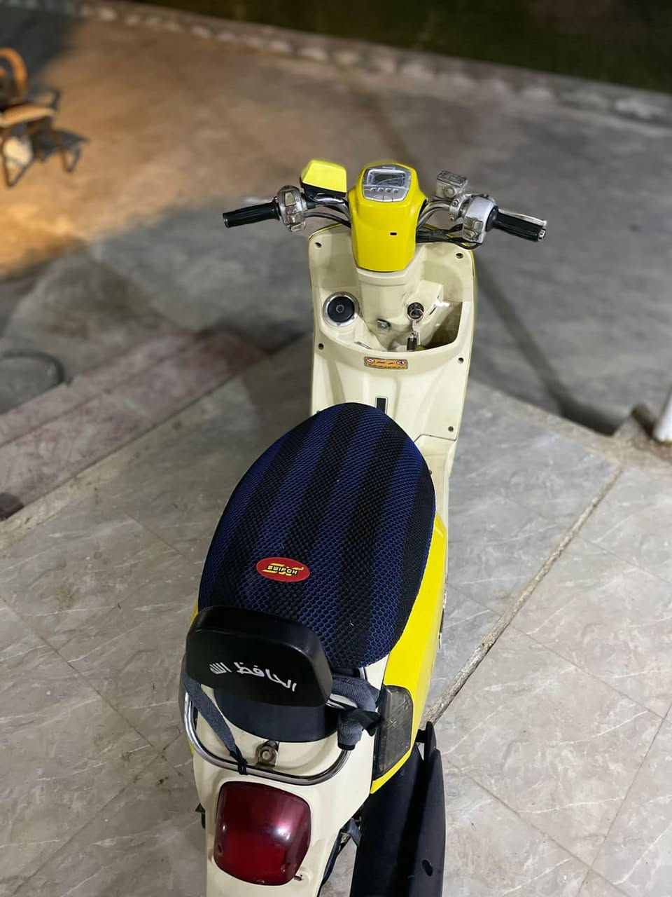 السلام عليكم اخوان عندي دراجه وستوته للبيع الدراجه سعره ٦٥٠ والستوته١١٠٠ اوبيهن مجال كربلاء شارع سيطرت البوبيات ***********
