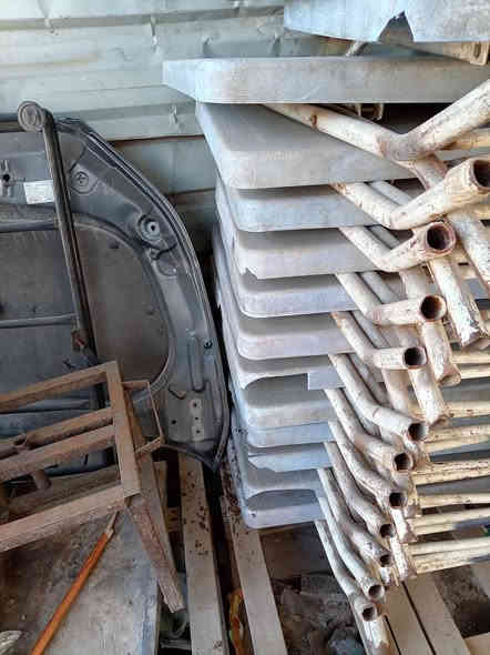 السلام عليكم للبيع صوبات عدد/5  وميوزه عدد/20 المكان بغداد        حي أور الاستفسار ***********
