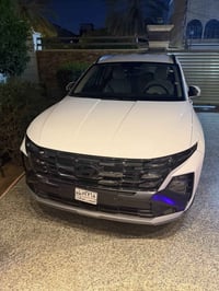 هيونداي توسان 2025 فخامة مختلفة 🌙 🚗 المواصفات: 🔹 محرك بنزين 4 سلندر 20...