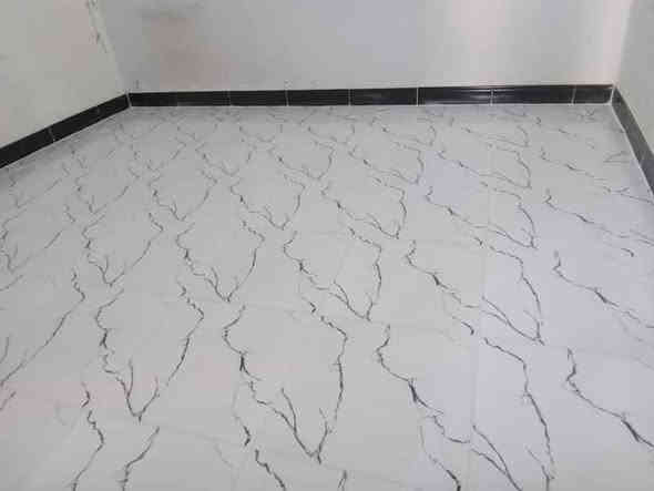 عملنا السيراميك جدران ولارضيه شغل درجه اولى وأسعار مناسبه ***********
