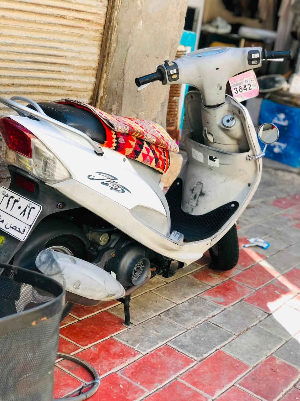منغولي صارلها ٣شهر من طالعه دراجه مكفوله شاصي ومكينه تجي وتفحص وشوف دراجه نضيفه علا اخر حبايه وبيها كفرات ذني البيض وكفراتها سود موجوده ختم ويا المكينه كلهن مكاني كربلاء￼ طوريج سعر٩٠٠وبيها مجال الي يحب تيتصل خاص مامتواجد هواي ***********
