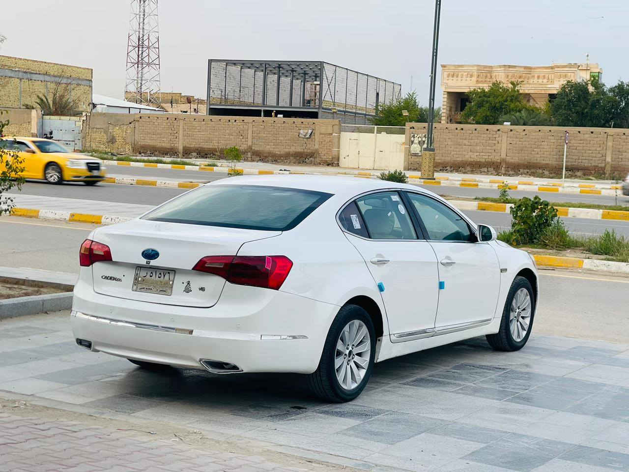 السلام عليكم للبيع كيا كادينزا 2011 وارد خليجي 6 سلندر  باب وبنيد صبغ سويج شاشه كامره كشن جلد تحكمات ويل كب وبعد مواصفات سياره جاهزه حره تحويل ثاني يوم سنوية لل 28 مكان السياره ناصريه السعر 98 وبيها مجال ***********
