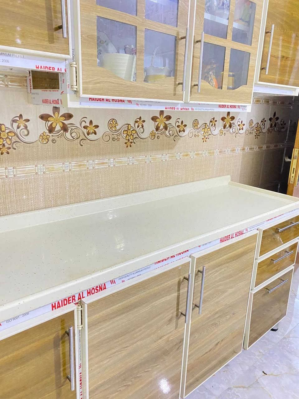 السلام عليكم
كاونتر للبيع (سنك ومفرغه وكاونتر وملحق) 
***********
العنوان واسط الكوت الجديده 
الخاص مغلق
