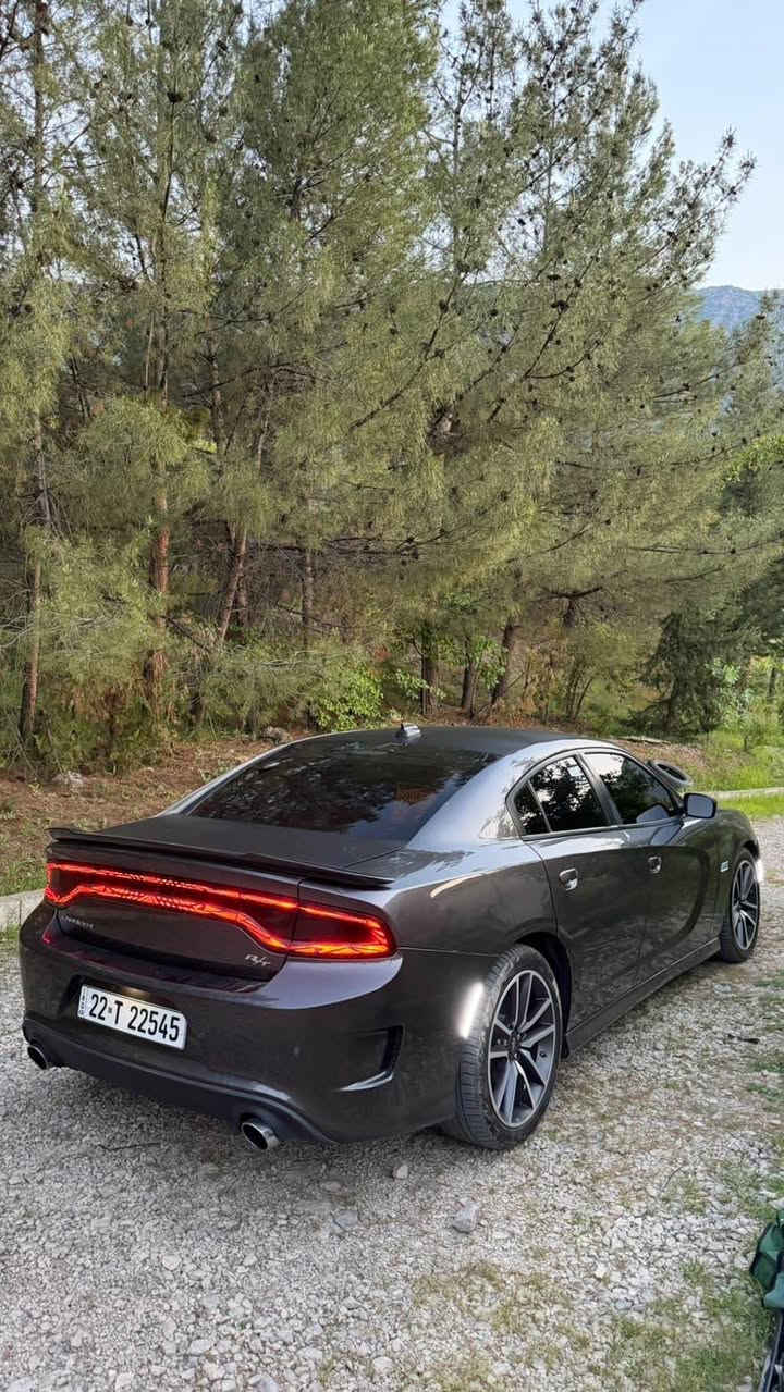 سلام عليكم 
Dodge charger 2023 RT 
بنيد صبغ قطعتين مبدل بيلادي 
سيارة بدون مصرف 
ماشي ٧٠ الف 
مكان اربيل 
سعر ٢٢٥ ورقة مجال
رقم ***********
واتساب موجود أربيل, العراق
