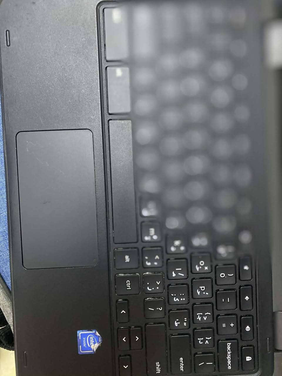 سلام عليكم اللابتوب لبيع شغال نضيف كلشي مابي المس شغال ولكيبورت شغال كامل وبي شاحنه وجنطه ماله وكارت بي الحساب ذاكره 256 سعر 175عنواني بغداد الطوبجي هاتف***********
