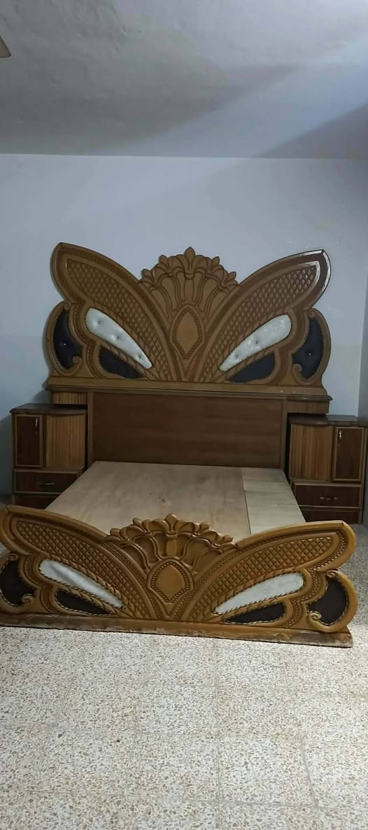 غرفه اخشاب في حي القدس للبيع الاتصال على هذا الرقم *********** السعر 850
