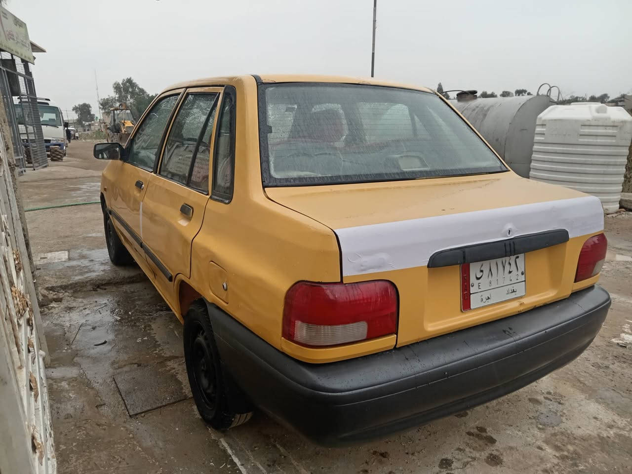 سلام عليكم سايبا ١٣ للبيع سياره سنويه ل ٢٩ بسمنه مصفره هيئه وغرامات مكينه وكير خير من الله تخم تاير جديد صدر خلفي امامي جديد مكفوله من الضربه بيهة صبغ الدواير معمره والجاملغ الخلفي ع كد شبر السعر ٢٧ وبيهة مجال مكاني بغداد جسر ديالى الجديد ***********
