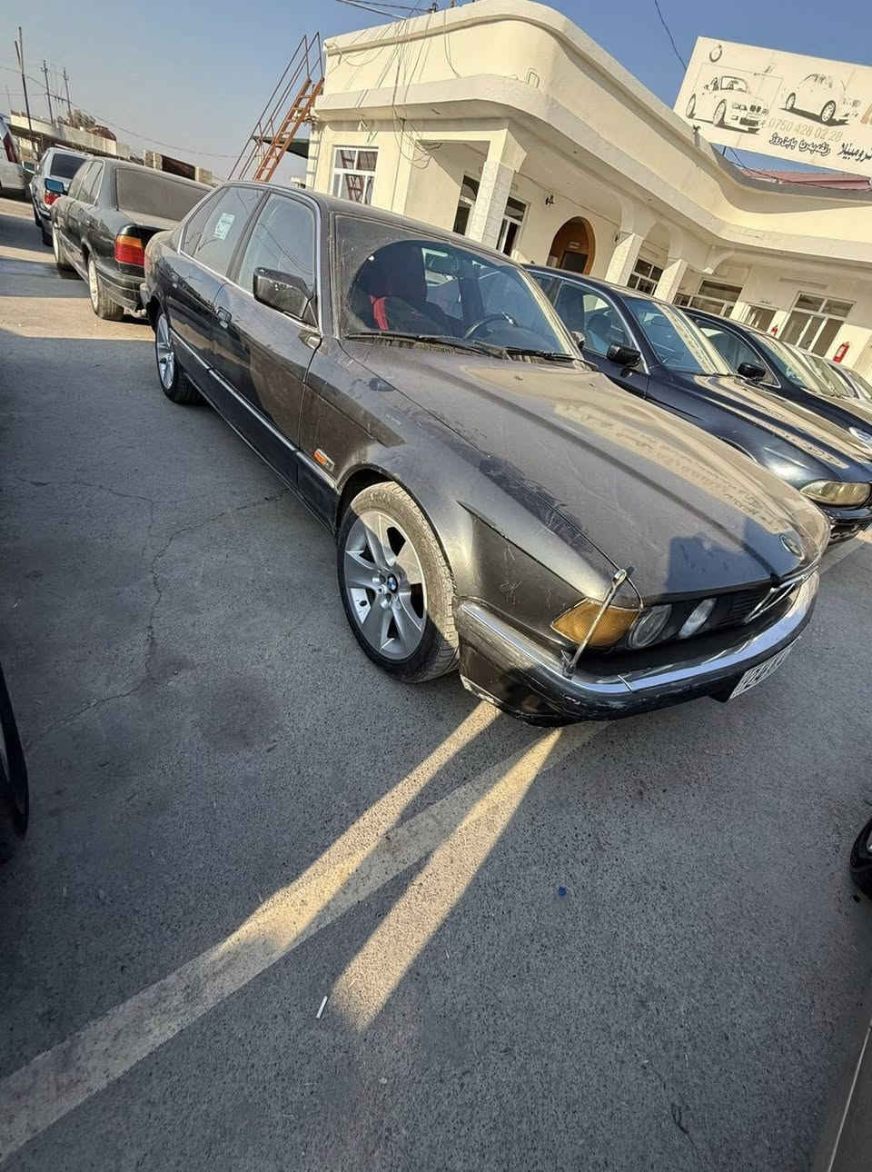 كير و مه كينه كه له ك لاون رقم جديد تاير جديد سلايت كشن كهرباي و هيته ر موديل 92 سياره جاهز ايكاجر بئ مه سره فه 260 هزار غرامه سعر 50$  رقم ته له فونى ***********
