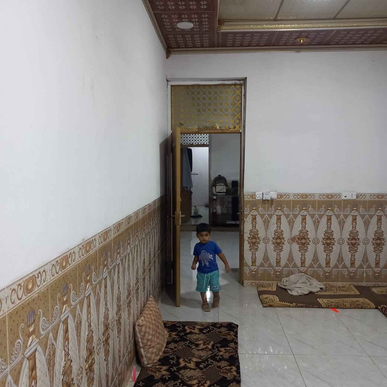 سلام عليكم ورحمة الله
دار للبيع في كاطون الستالاف.... 
مساحت البيت 120...... 
البيت طابق واحد ولبيت نضيف 
البنايه 2024 البيت جاهز من كل شي
التصال مع صاحب الدار... 
***********
