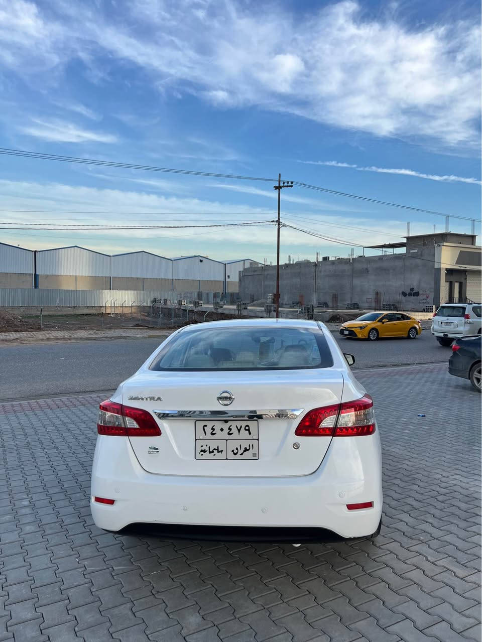 نيسان سنترا خليجى
موديلى ٢٠١٨
به ى بوياخه تةنها دوسيكه ى قوپاوه 
سةياركه زور جوانة و تازه ماوته وه 
سه نةوي به سه ره چةوه دةفترى به نزينى هه يه 
به ناوى خومانه وه يه 
شوين كركوك  
سعرى ١٢٠$
رقم موبايل *********** تةنها واتسئابي لةسه ره كركوك, العراق
