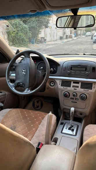 سوناتا ٢٠٠٧  محرك اربعة سلندر ٢٤٠٠ دوش وارد امريكي 

ممشى السيارة ١٤٢ الف كيلومتر 

السيارة مصبوغة صبغ عام بال٢٠٠٩ تغيير لون لابيض صدفي جان ابيض عادي 

ضرر السيارة من امريكا بابين السايق والوراة مبدليهن.  
بالعراق مضروبه بالصندوك والجاملغ الخلفي جهة السايق و جاملغ الامامي جهة السكن و زاوية البنيد من جهة السكن 

الصبغ بي جراد 
وبي تكشير وشخوط وهواي تلحيظات 
السيارة تحتاج حدادية صدر
تبريدها مبدل منظومة كاملة هذا الصيف وصار ثلج ١/١ 

رقم جديد انكليزي مابيها اي اشكاليه من ناحية المرور من قرص او غير شي كله كامل

تواصل ***********
السعر 83وبي مجال المكان بغداد
رقم بغداد الماني
