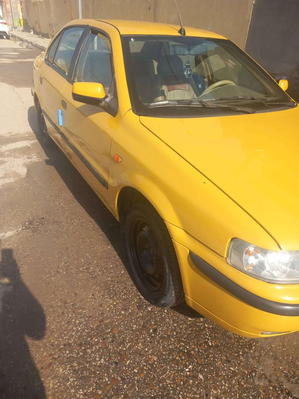 سلام عليكم
سمند ٢٠١١
سنويه ل٢٧
مكينه كير حداديه جدد
تبريد شغال خير من الله 
سعر ٣٨ وبيه مجال 
ل***********
