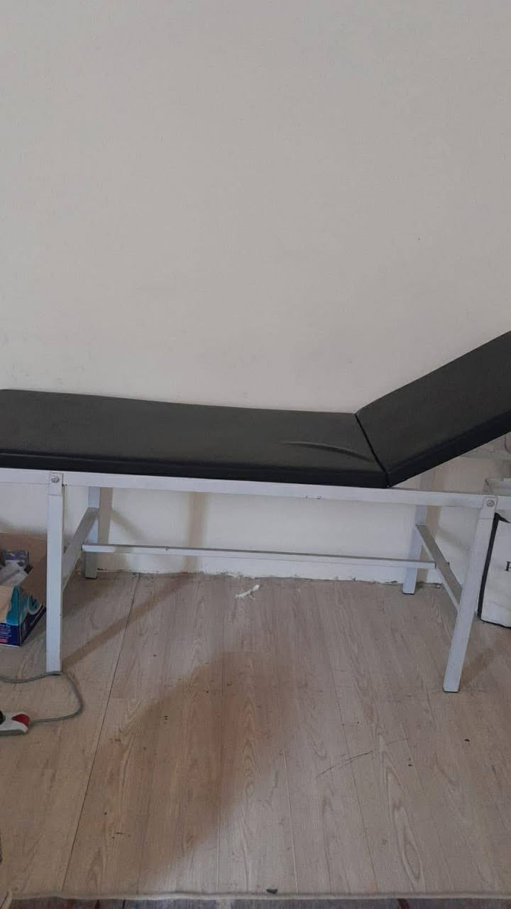 #غراض_للبيع_مال_صالون_الخاحيه شارع اربعين 
🔷️ سقف ثانوي وبيه ٦

🔷️ بنكا مع لرف والاضائه
🔷️ مرايا عدد ٢
#سعرهم_مناسب
دليل صالونات التجميل في واسط


**إذا كنت صاحب هذا الإعلان وتريد حذفه لأي سبب، رجاءا أرسل رسالة إلى الدعم الفني**