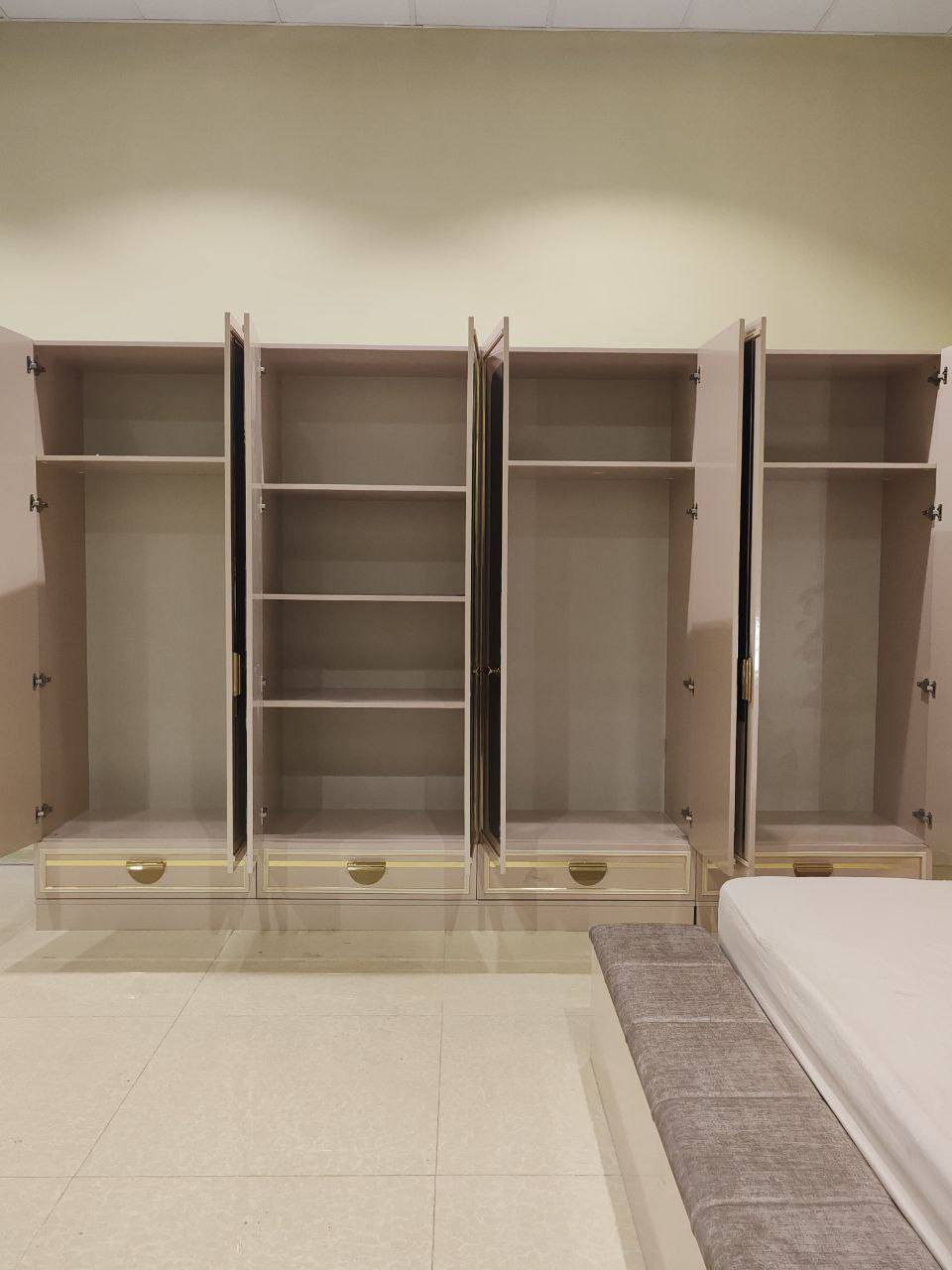 وصول غرفة نوم كلاسك ابواب 10 قطع معمل اصلي درجة اولى📢
نفس الصورة بالضبط💯
برغي وجوي حديد
سرير جك خزان 
انارة ذاتية ثلاث الوان
نرمايد هيدروليك 
سكك ثلاث مراحل  
نقوش بروفيل درجة اولى 
متوفرة بلون كبتشينو✅
قياس الكنتور مع الملحق 340سم ✅

 
السعر مليون. و500 الف عراقي


**إذا كنت صاحب هذا الإعلان وتريد حذفه لأي سبب، رجاءا أرسل رسالة إلى الدعم الفني**