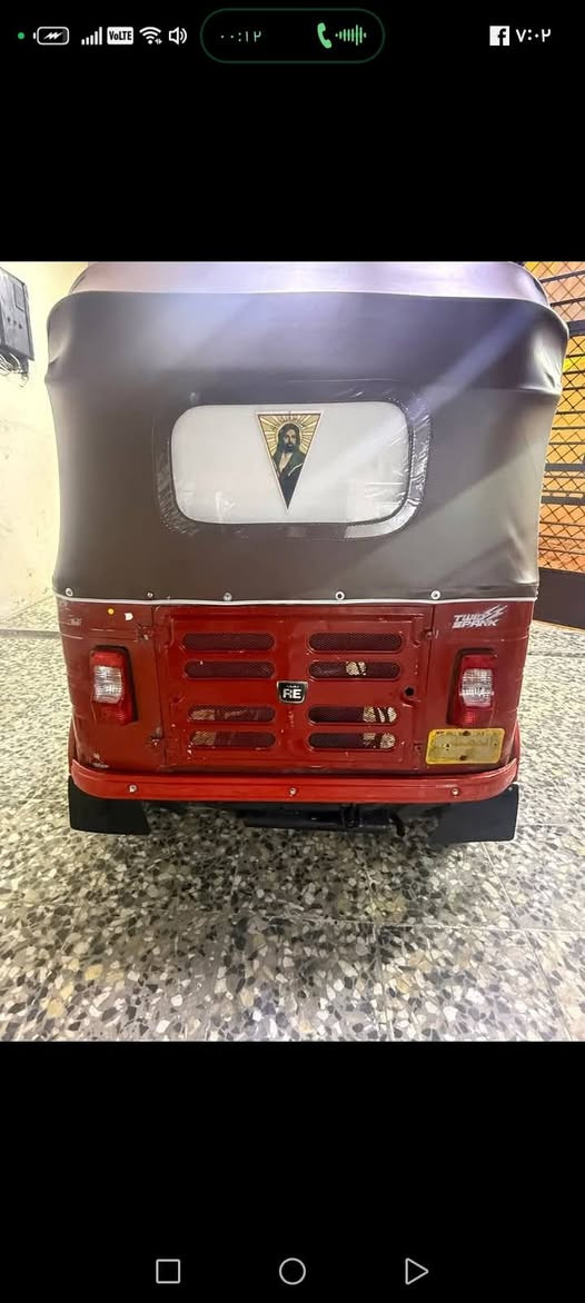 السلام عليكم تكتك للبيع مديل2018 أوراق المصطفى كاملات كشره مكفول مكينه مال عشرين العنوان الكماليه شارع المصرف السعر 3500 بلاش❤️‍🩹 ***********
