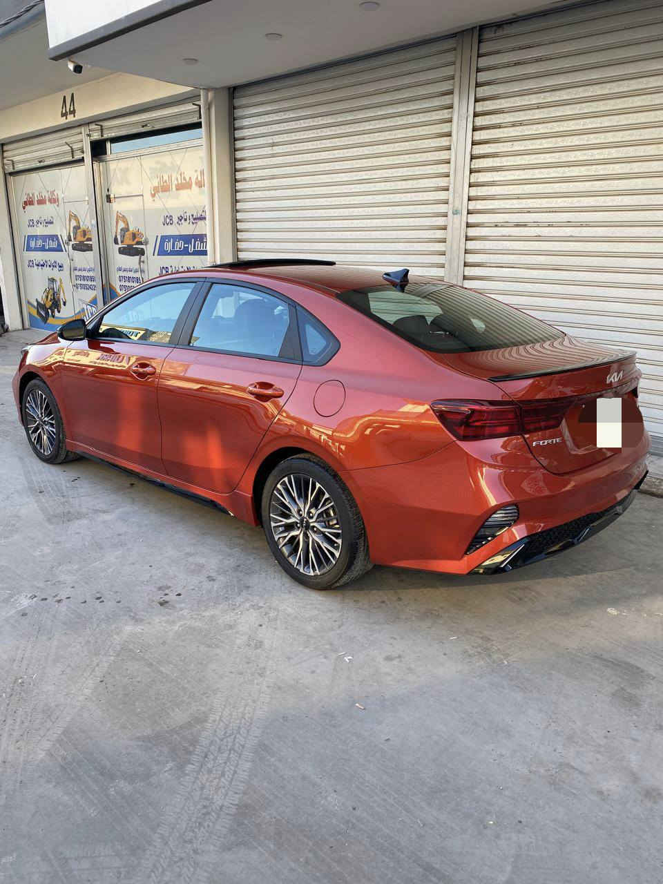 السلام عليكم ورحمه الله وبركاته كيا فورتي 2023 جيتي لاين رقم دهوك بسم الشرعي للسيارة بيها أربع قطع كلير  بدون حادث سيارة ماشيا ثلاثينات السيارة فول بدون أير بك مكاني موصل للاستفسار اتصل *********** سعر السيارة 160 وبيها مجال
