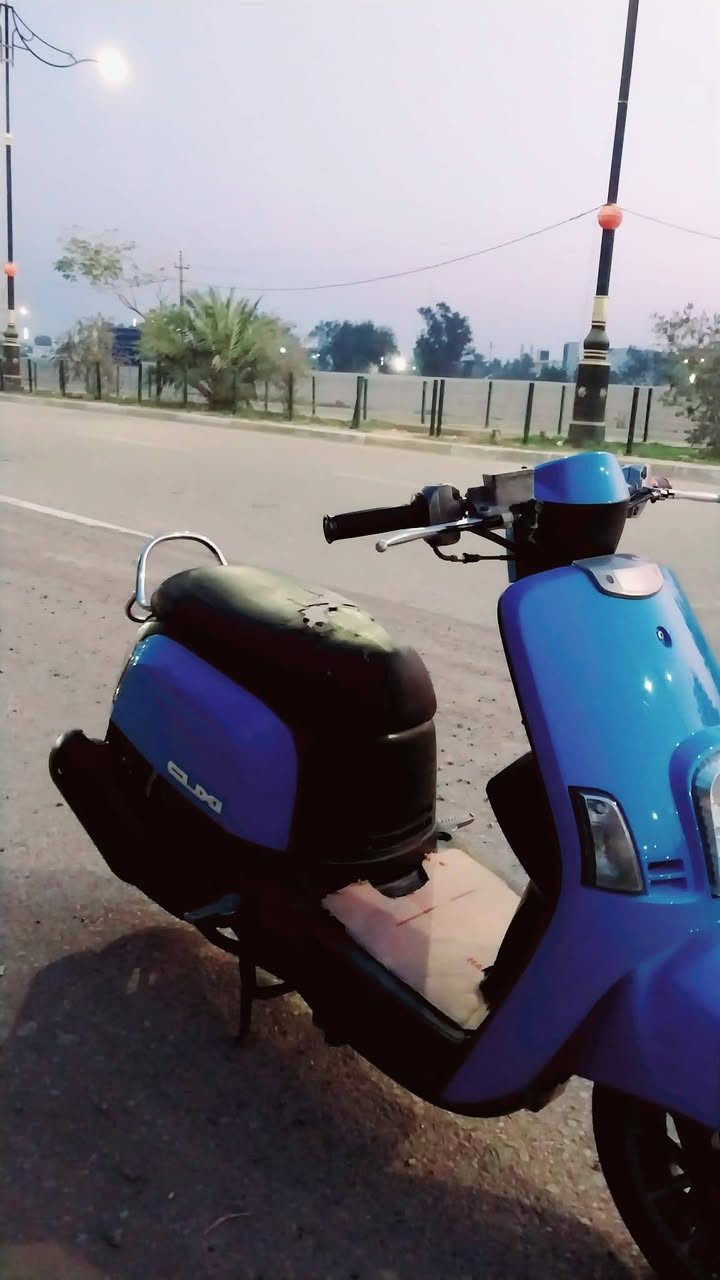 سلام عليكم
دراجه بوليس ياباني كابريتر كلشي شغال ماعدا كهربائيات ما تشتغل موديل 2007 مكينه ما مفتوحه سعر 775 مكاني بعقوبه يم معهد تقني رقم ***********
